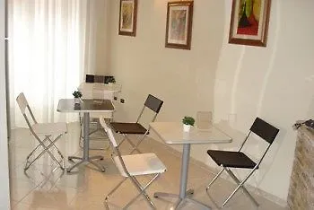 Cinquestelle Naples Italie