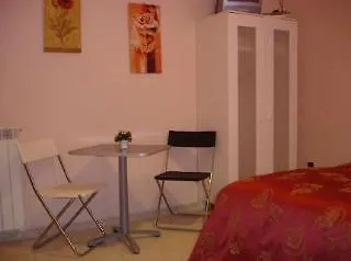 Cinquestelle Neapel Bed & Breakfast