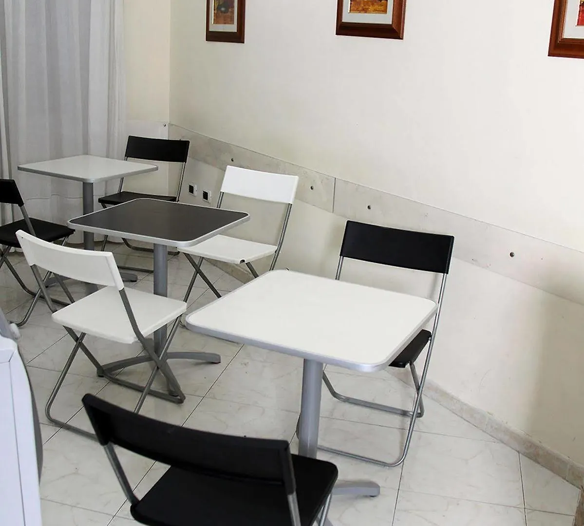 Cinquestelle Neapel Bed & Breakfast